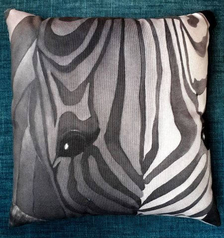 coussin NB n°4 - Art textile - Marie-Pierre JAN coussin NB n°4 - Art textile - Marie-Pierre JAN