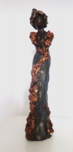 Sculpture de LYN LENORMAND: La Miss 1
