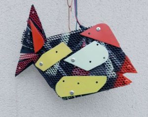 Voir cette oeuvre de Leray Louis: FISH 10 Mobile Face A