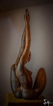 Femme flamme - Sculpture - dinah goldstein