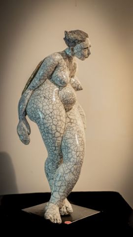 Muse blanche - Sculpture - dinah goldstein