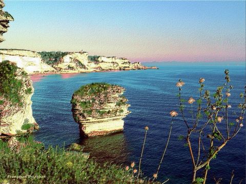 L'artiste Françoise DELEGLISE - aurore sur Bonifacio L'artiste Françoise DELEGLISE - aurore sur Bonifacio
