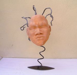 Sculpture de Lalat: art sort tête