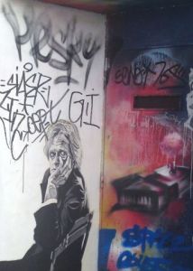 Photo de Patmor: Les murs porteurs d'œuvres d'art