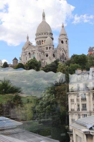 Le Sacré Coeur vu du Marché Saint-Pierre I - Photo - Doriane Metz